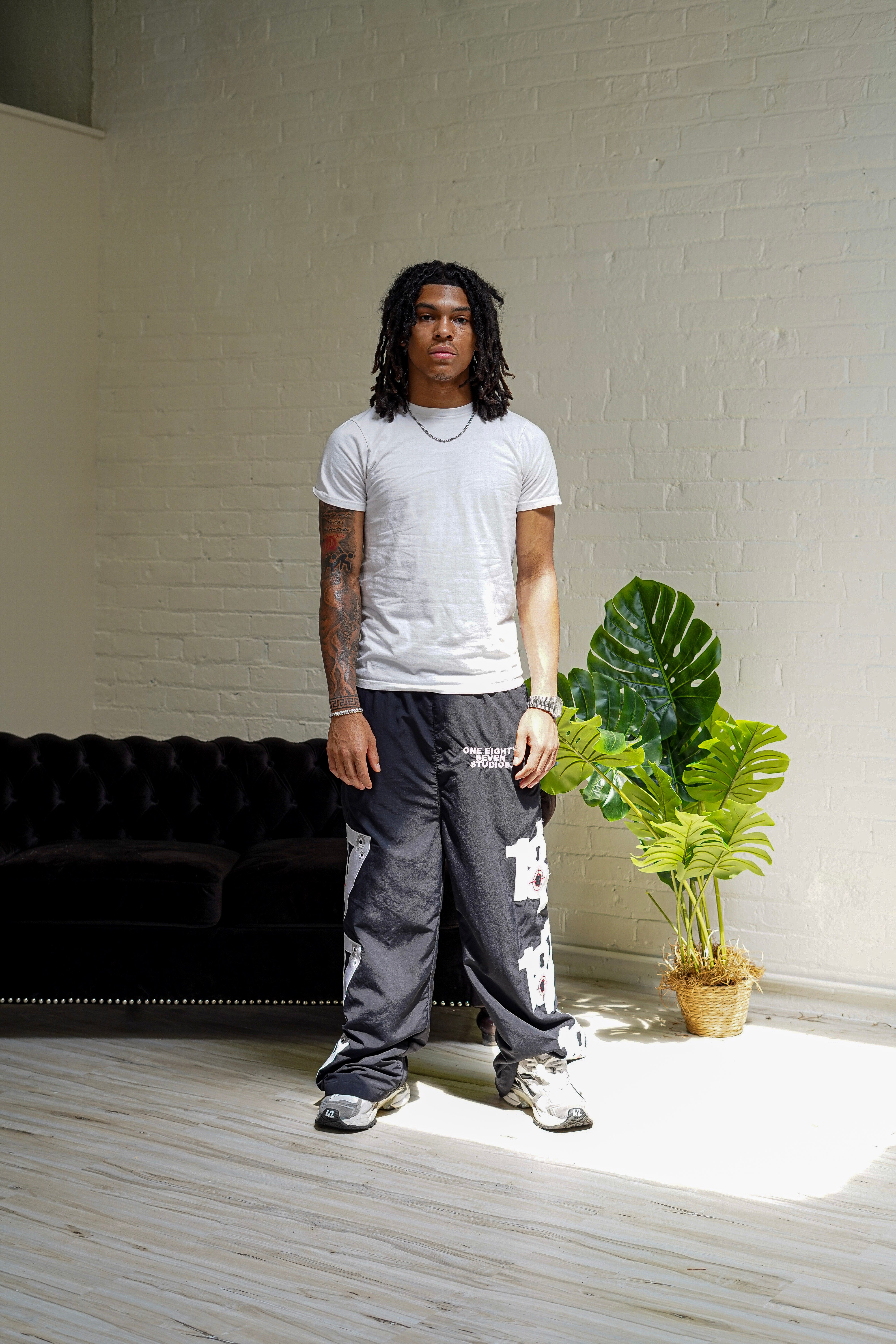 キタニタツヤ Moonthief Track Pants XLサイズ キタニタツヤ Moonthief Track Pants XLサイズ - メルカリ